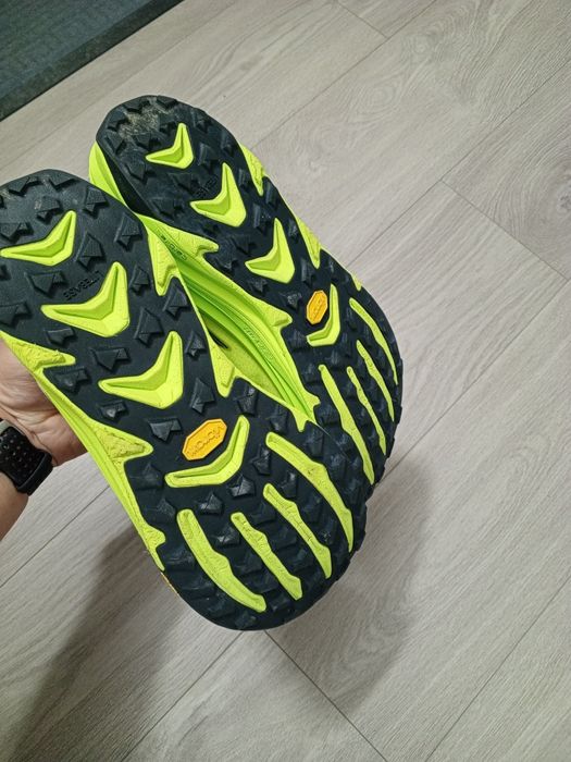 Кросівки бігові Altra