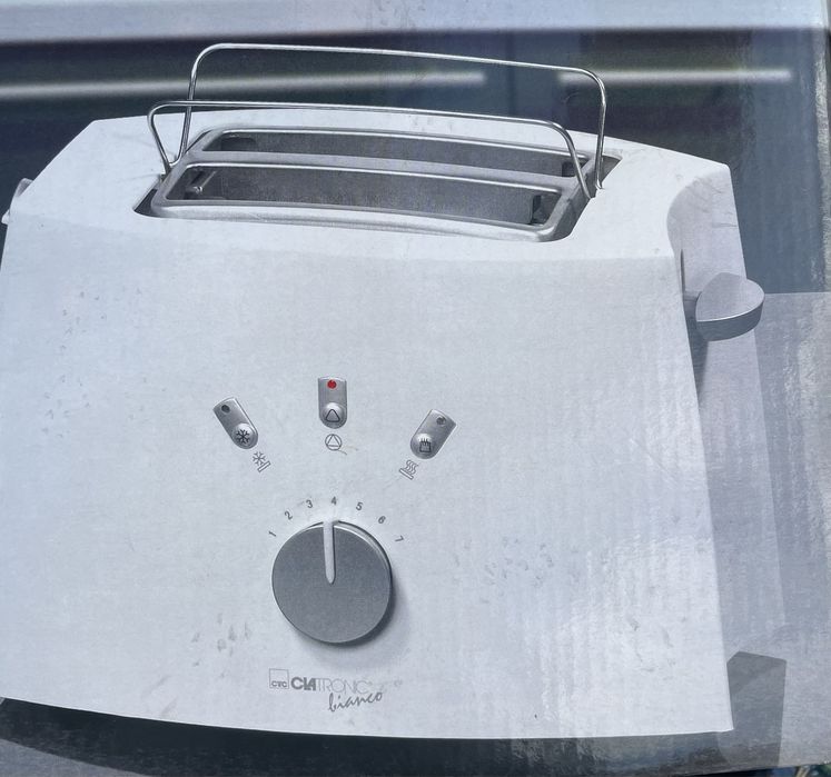 Torradeira e máquina de café