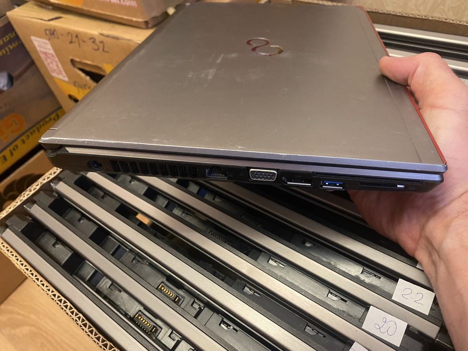 Лот ноутбуків , гурт ноутів fujitsu e746 i5 6-7 gen оптом ноутбуки