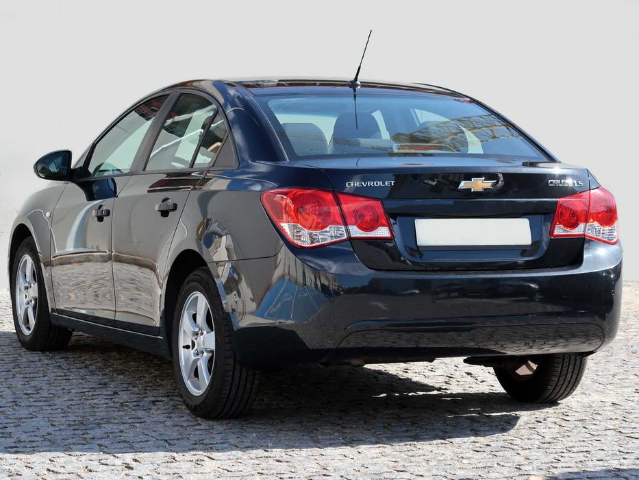Chevrolet Cruze 1.6 LS 2011 em estado perfeito
