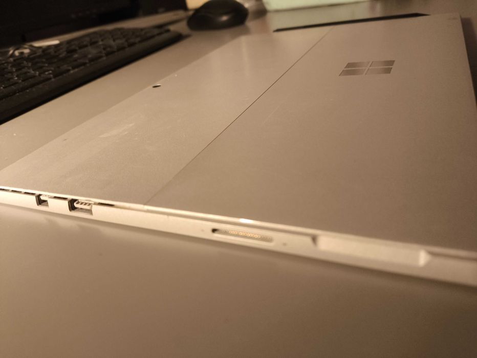Microsoft Surface Pro 5 128GB + oryginalny rysik