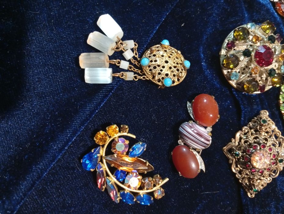 Винтажные броши и др.ЧССР