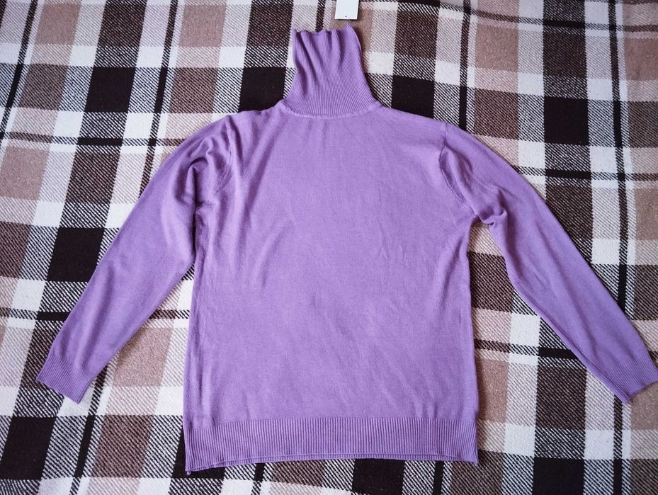 Жіночий светр, гольф, кофта