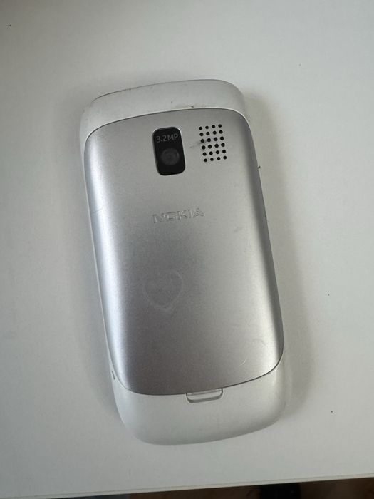 Telemóvel Nokia 302