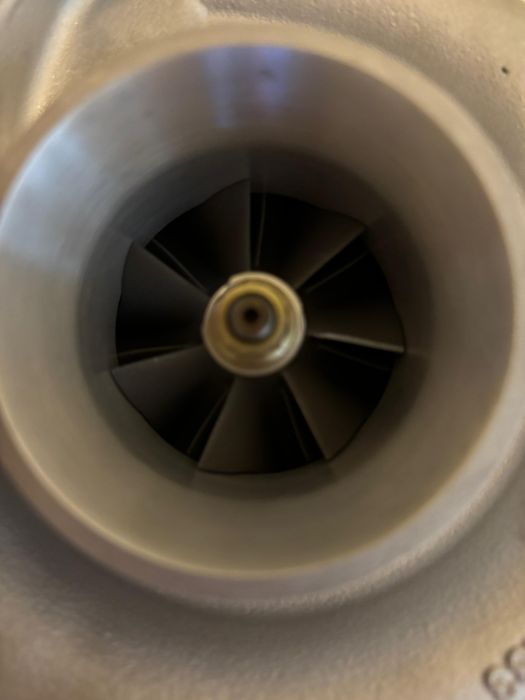 Turbo novo de camiao