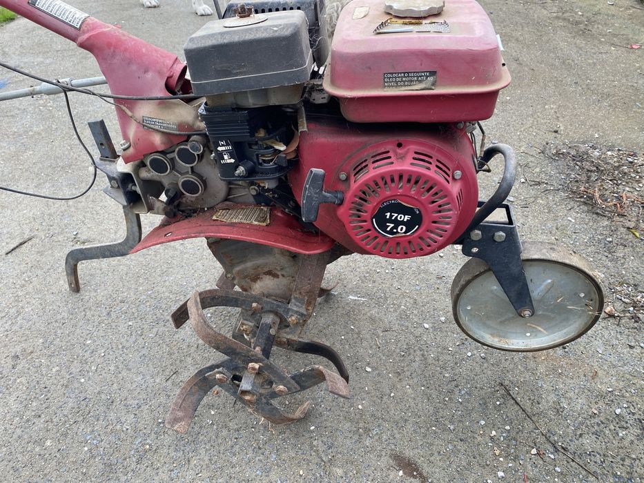 Motocultivador / Motoenxada