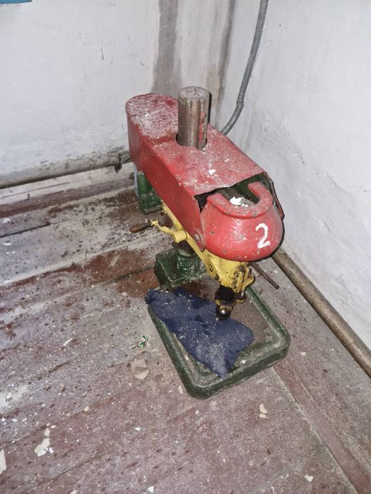 Продам токарний станок тв-16