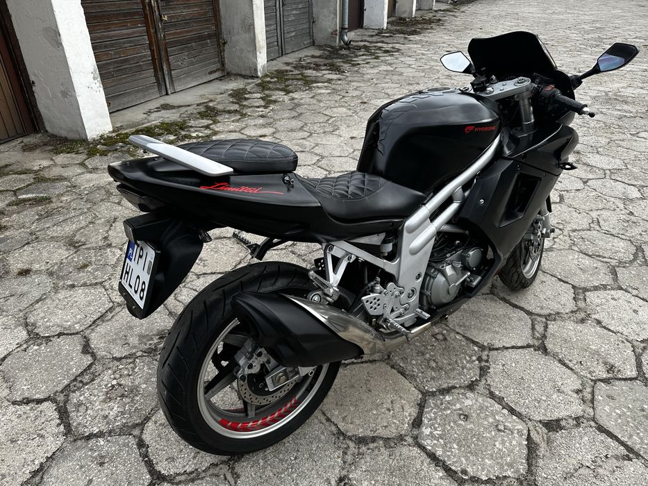 Hyosung 650 GTR  przebieg 11.000