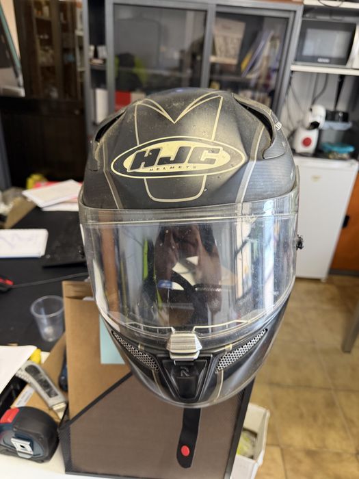 Capacete hjc …..
