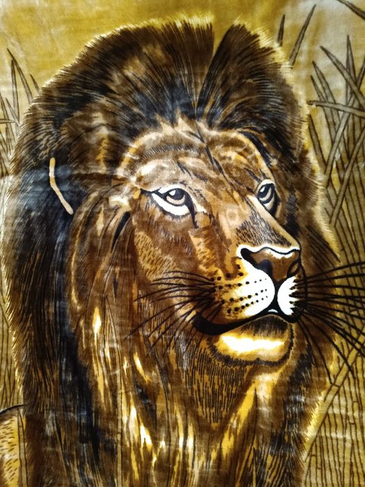 НОВЕ Велюрове покривало з левом