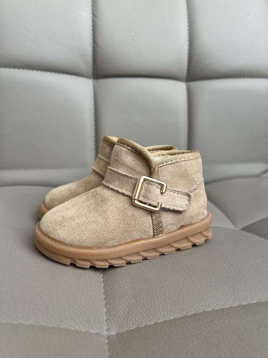 Черевики , чобітки,ботінки ,угги