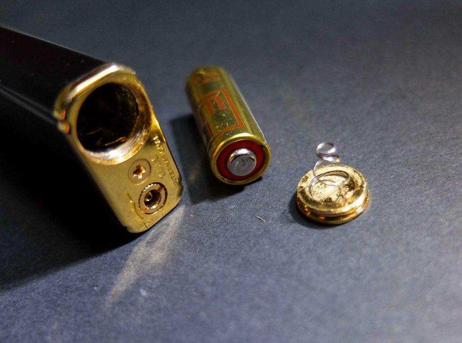 Isqueiro vintage Win Battery Electric