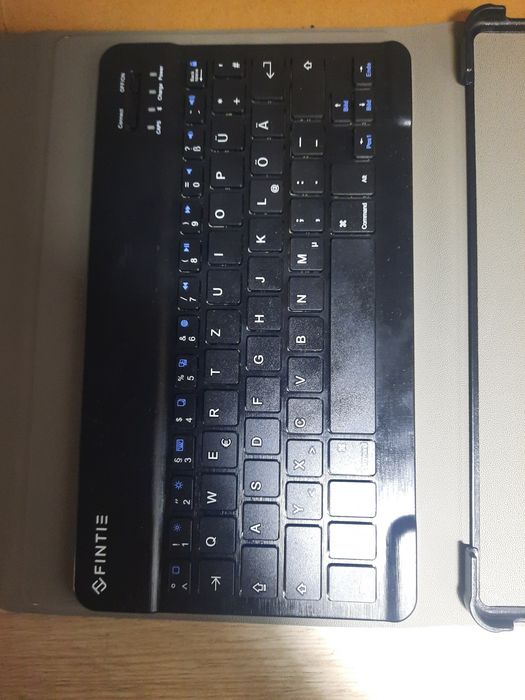 Etui skórzany na Samsung tab s6  lite z klawiaturą