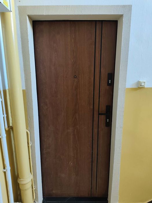 Drzwi zewnętrzne z montażem do Bloku