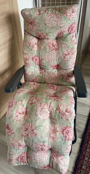 Lezak tarasowy/ogrodowy- bardzo dobry stan