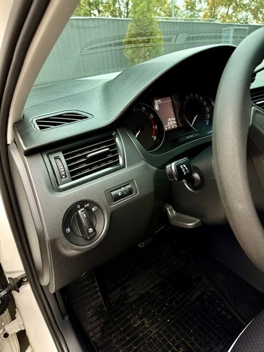 Skoda rapid 2016