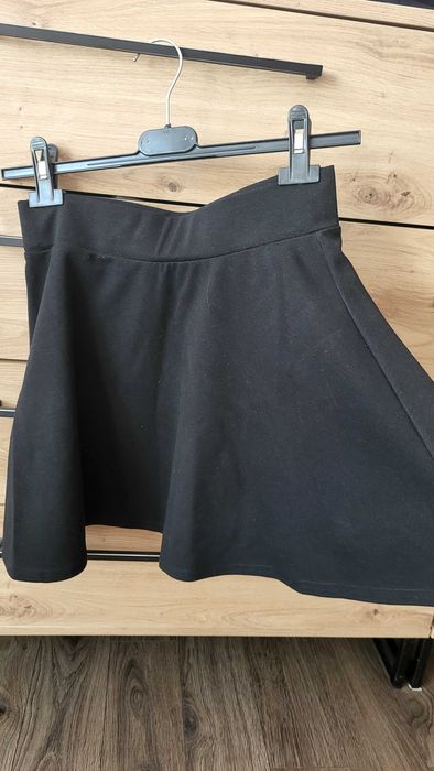 Czarna spodniczka rozm. S
