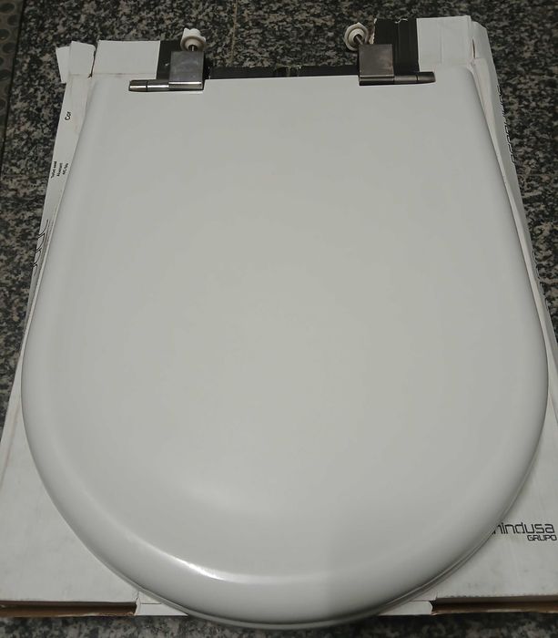 Tampa sanita sanindusa jade