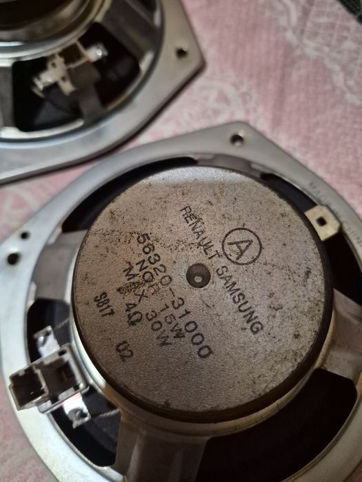 Оригинальные задние штатные динамики на ниссан альмера классик б10