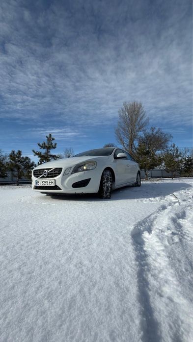 Volvo v60 продам авто