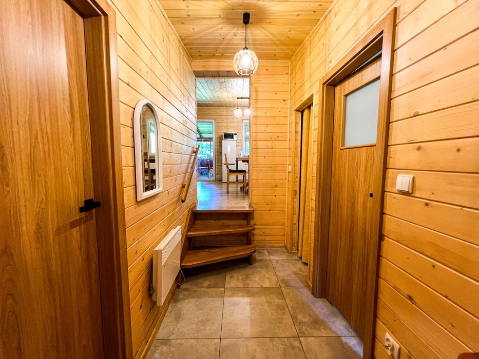 Domek letniskowy całoroczny nad jeziorem Skrzyneckim z jacuzzi