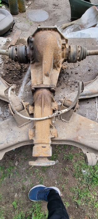 Задний мост Ford Granada в сборе редуктор балка подвеска форд гранада