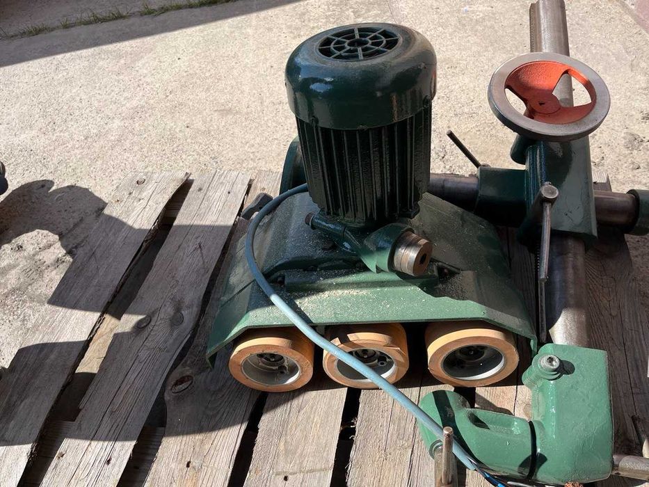 Автоподача.автоподатчик  до станків..подавач на фуганок