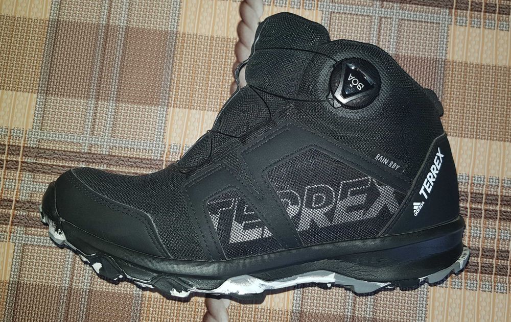 Високі кросівки Adidas terrex