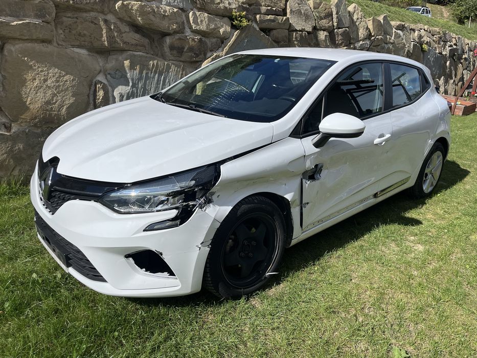 Renault clio V 2020 1.0benzyna