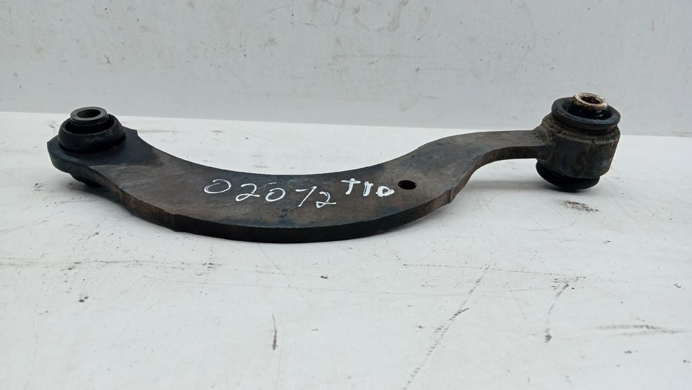 Braço de suspensão trás direito TOYOTA Avensis Wagon (_T27_)