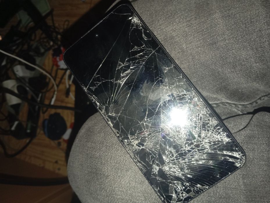 Infinix smart 8 на запчастини