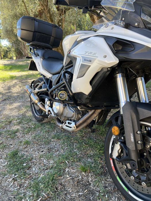 Benelli TRK 502 Akrapovic