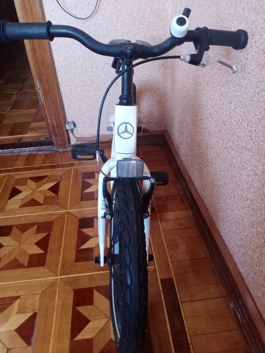 Велосипед Мерседес детский.