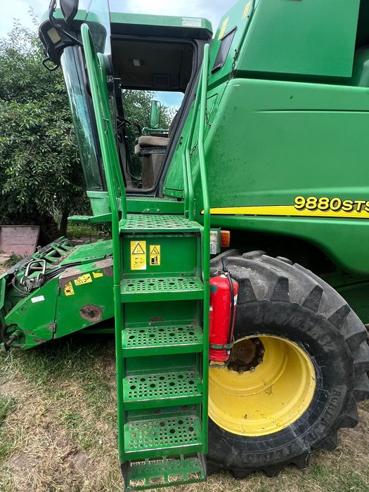 John Deere STS 9880