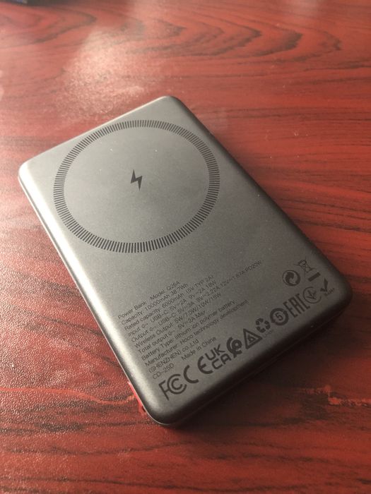 Павербанк Hoco Q26A 10000 MAh 20W Magsafe