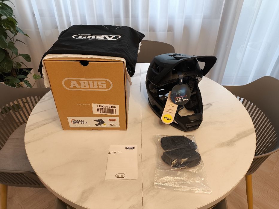 Kask Abus AirDrop Mips + czuinik Quin