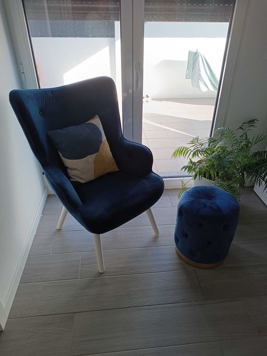 Vendo cadeirões azuis