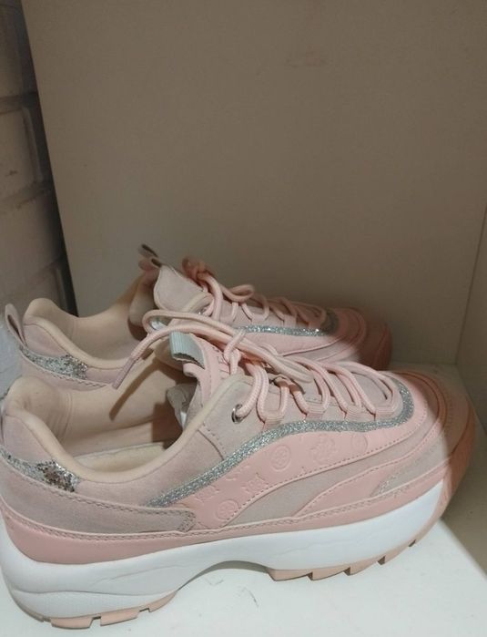 Sneakersy Guess 41
