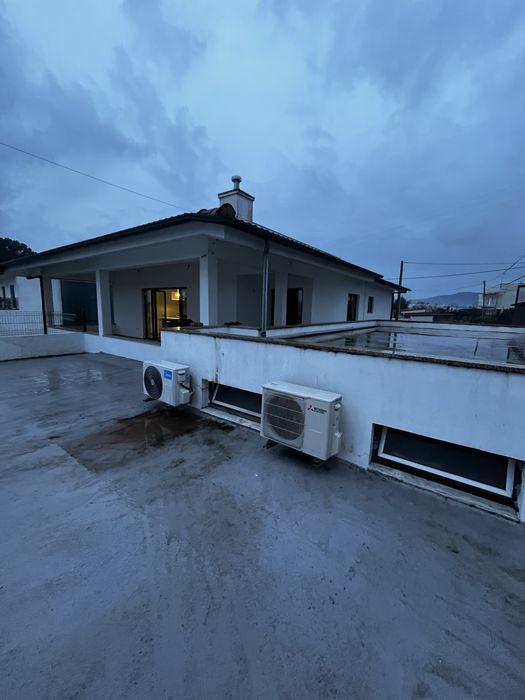 Moradia T4 Arredores de Barcelos (Possibilidade de Mobilar)