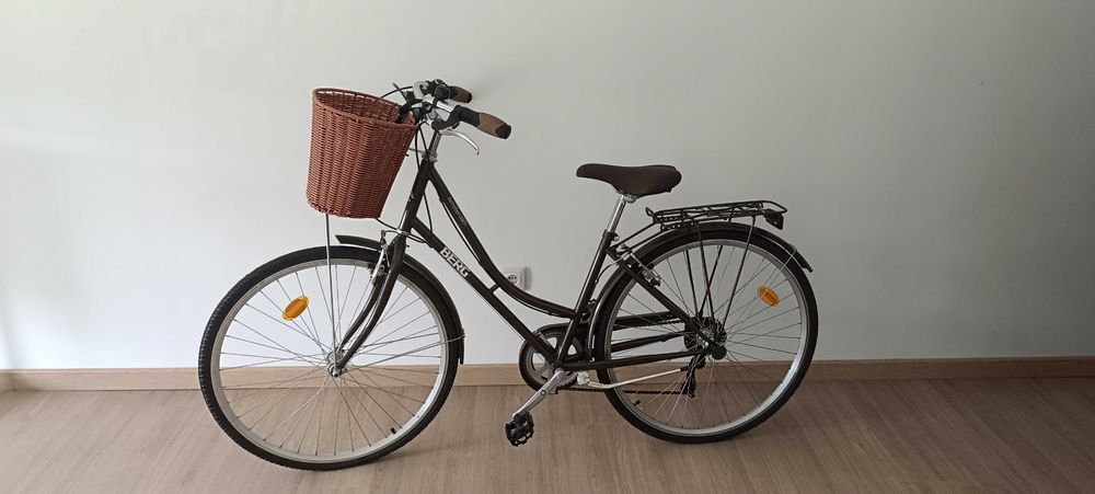 Bicicleta com cesto