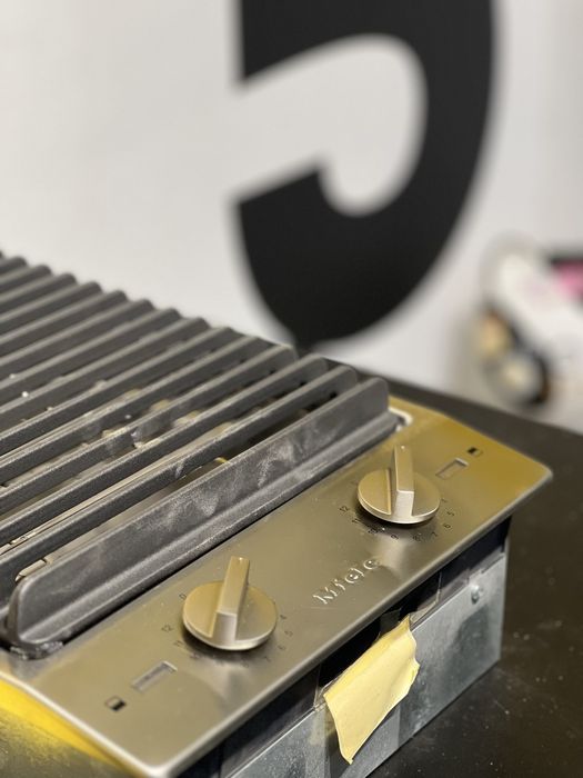 Гриль-барбекю від Мiele CS 1312 BG нержавіюча сталь. Підключка до води