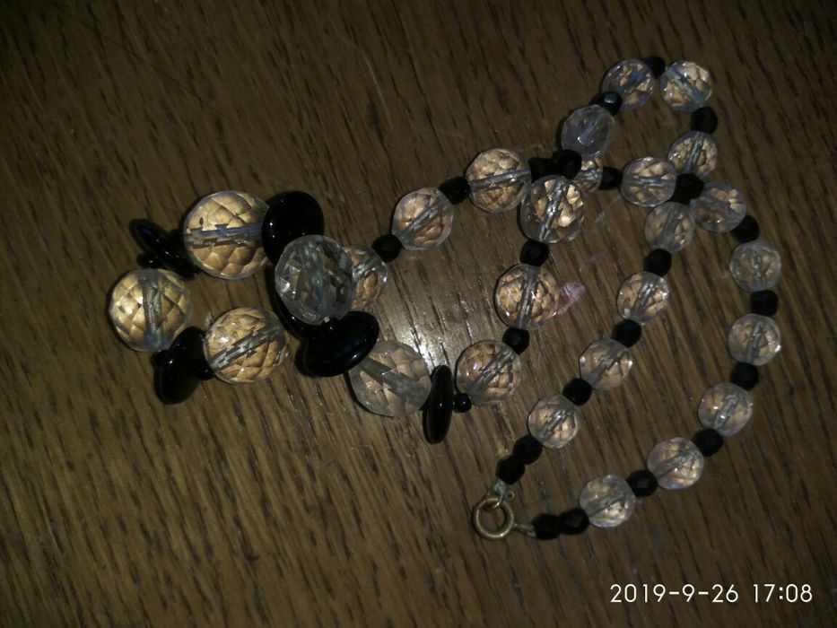 Колье ожерелья из бирюзы, сердолика, хрусталя, янтаря