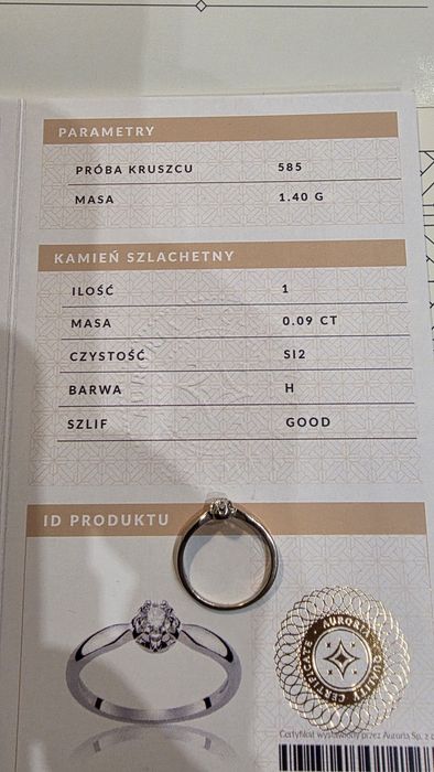 Złoty  Pierścionek  z diamentem