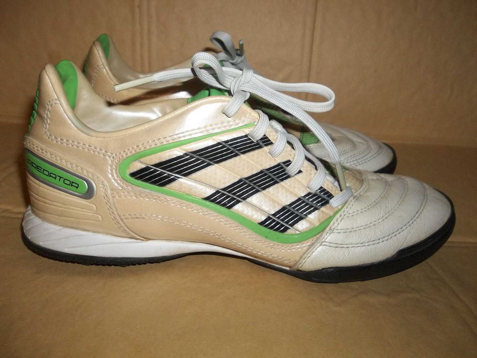 Детские футбольные бутсы adidas predator.