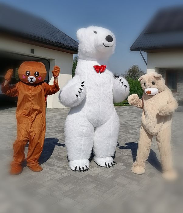 Miś duży biały oraz mniejsze misie