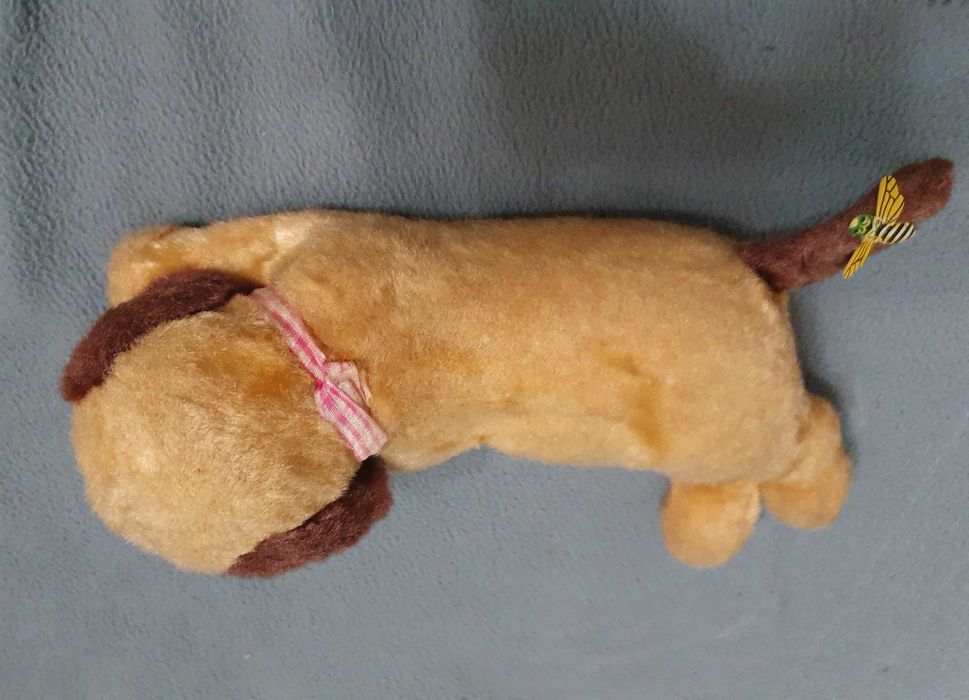 RVT IWAYA - Cão com Abelha Anos 60 - Japan