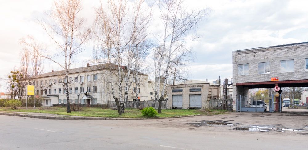 Продаж промислового комплексу з АЗС та офісами | 3300 м²