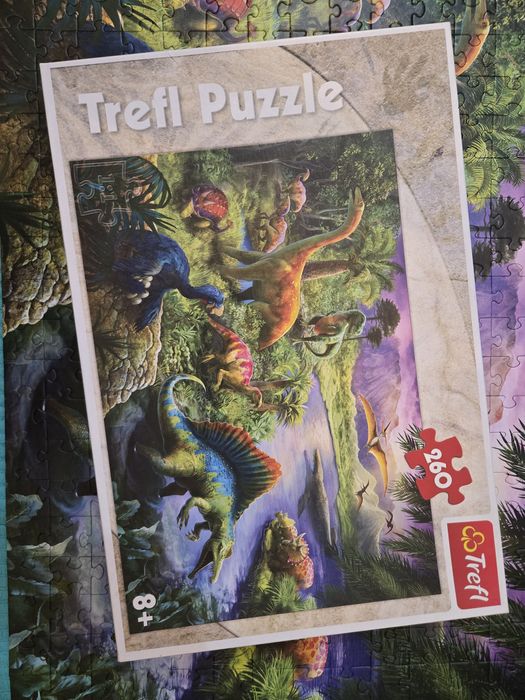 Trefl Puzzle 260 el. Dinozaury