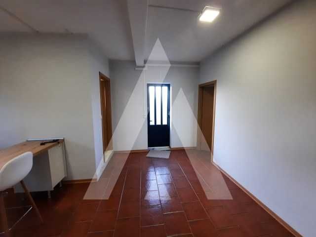 Moradia T1 em Aguada de Baixo para arrendamento