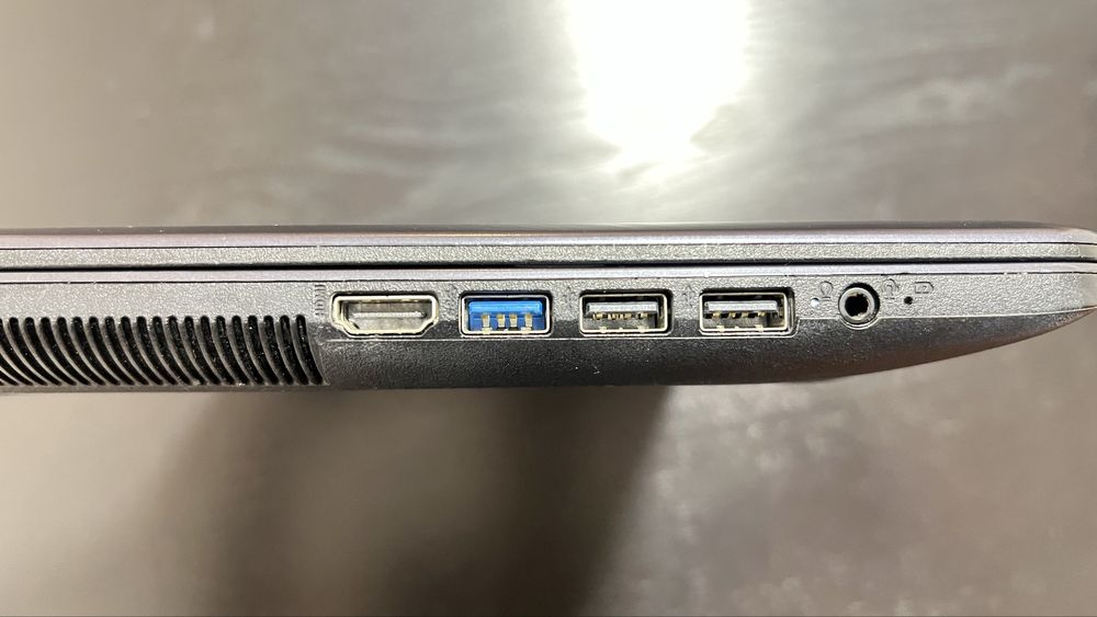 Asus VivoBook i5